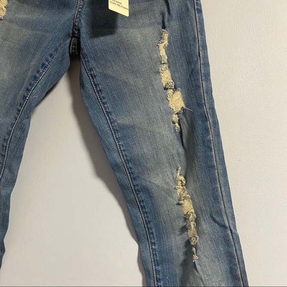 NWT Low Waist Super Skinny Ripped Jeans - Picture 4 of 9